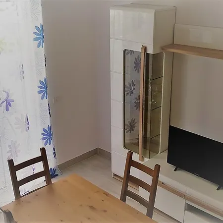 Apartment Frank Island Village